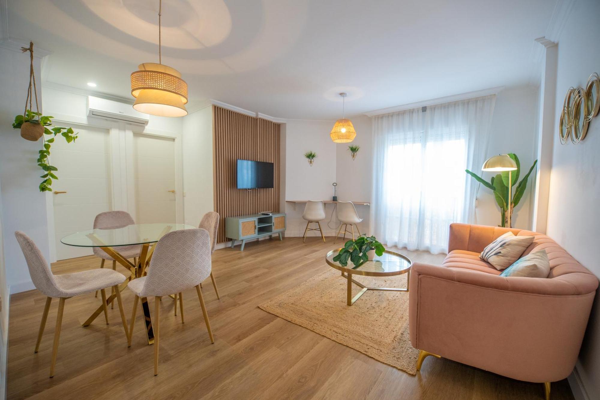 Prensa & Courtyard By Ele Apartment